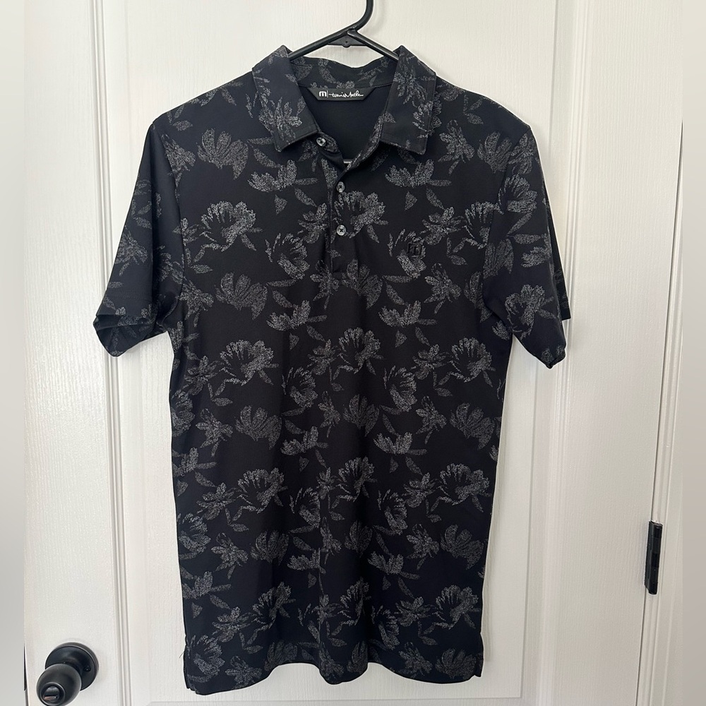 Travis Mathew Black with Grey Floral accents Size Small Golf Polo